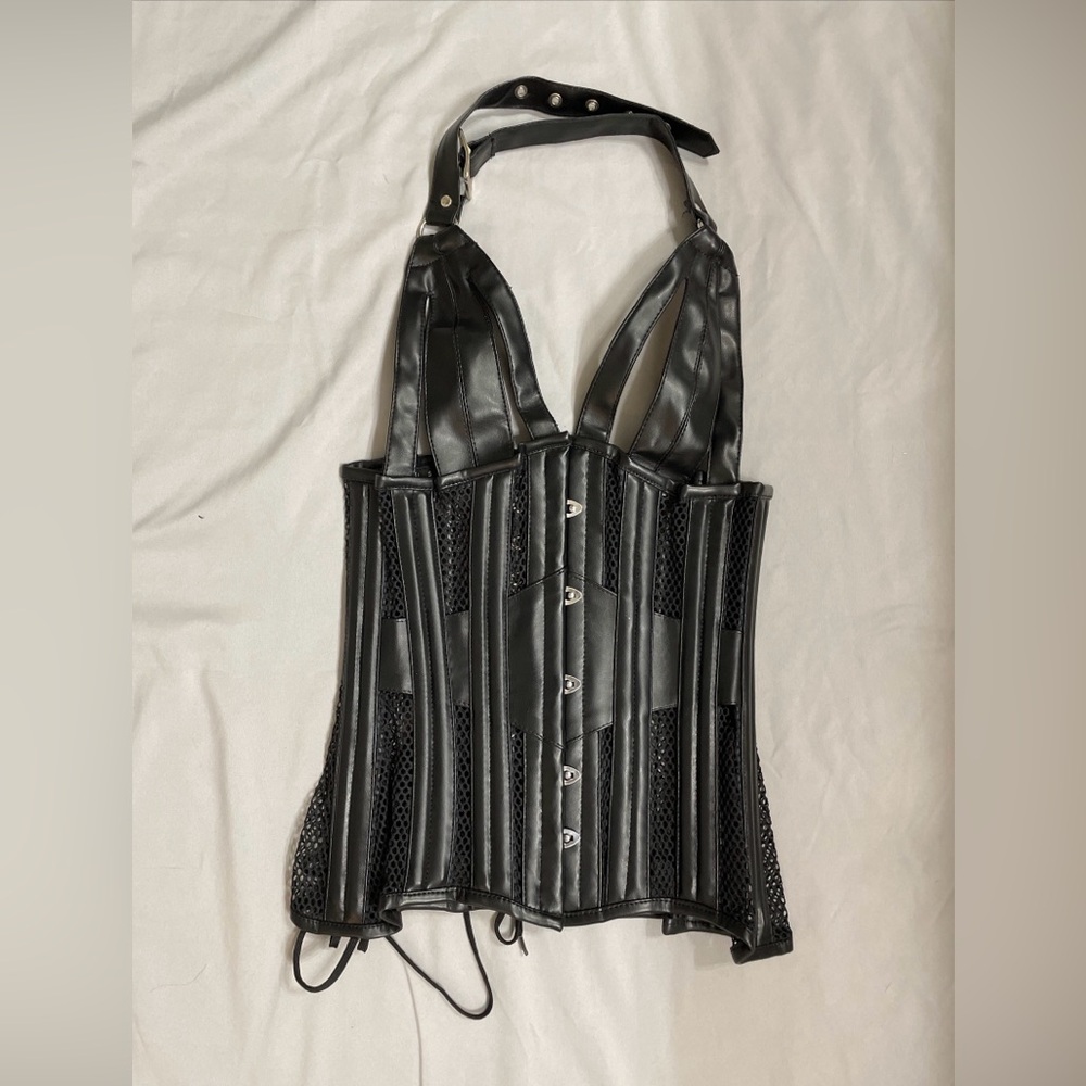 NWOT Daisy Corsets Top Drawer Faux Leather & Fishnet Steel Boned Halter Corset S - Picture 5 of 11